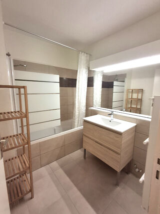  Appartement � louer 2 pi�ces 57 m�