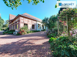  Maison � vendre 15 + pi�ces 900 m�