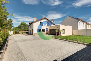  Maison  vendre 7 pices 247 m