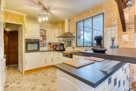   Les loges - Maison spacieuse � vendre Maison - 6 pi�ce(s) - 160 m�