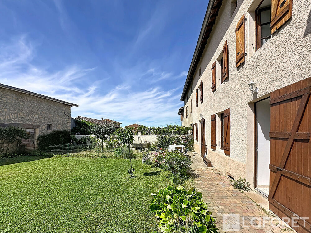 Vente Maison Maison Vaulx Milieu 8 pièce(s) 144.25 m2 Vaulx milieu