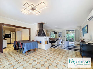  Maison  vendre 11 pices 268 m