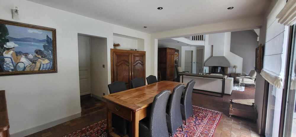 Vente Maison Maison  9 pièce(s) 205 m2 Sautron