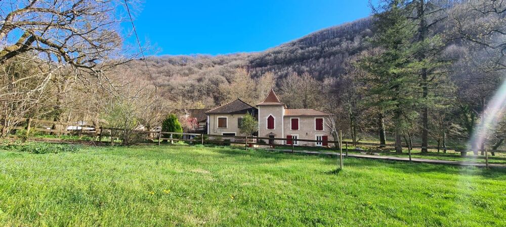 Vente Maison ANCIEN MOULIN DE PRESTIGE À FINIR DE RESTAURER : 3,5 HA AVEC RUISSEAU Saint cere