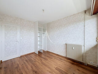  Appartement à louer 4 pièces 76 m²