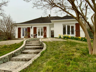  Immeuble � vendre 12 pi�ces 210 m�