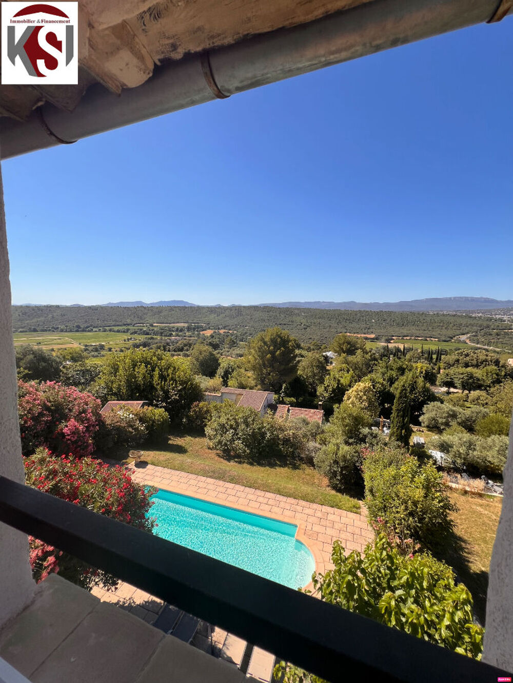Vente Maison ÉLÉGANTE MAISON DE CHARME AVEC JARDIN, PISCINE, TERRASSE ET GARAGE Seillons source d argens