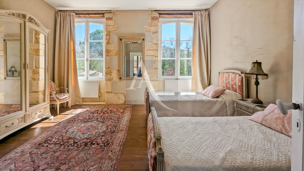 à vendre  Villa Saint-Front-sur-Lémance (47500)