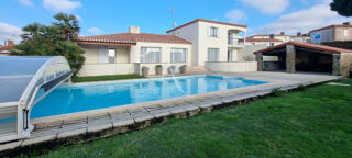  Maison  vendre 6 pices 180 m