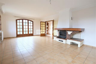  Maison à louer 4 pièces 116 m²