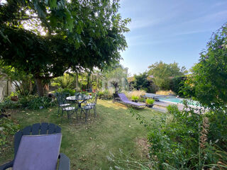  Maison à vendre 8 pièces 180 m²