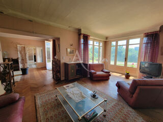  Maison  vendre 7 pices 235 m