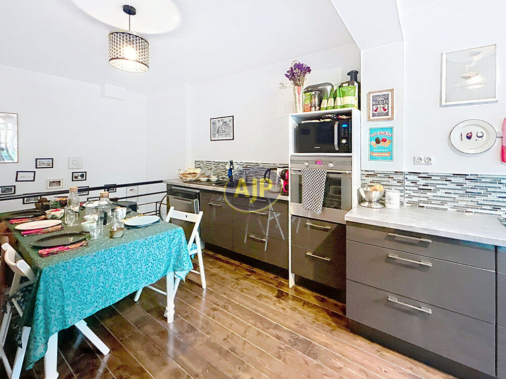Bordeaux Sacré-Coeur ? Appartement de charme avec jardin privatif ? Vendu loué
