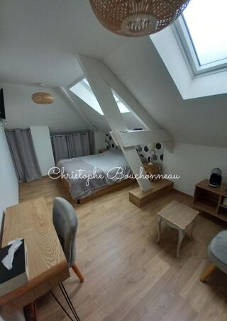  Villa  vendre 8 pices 310 m