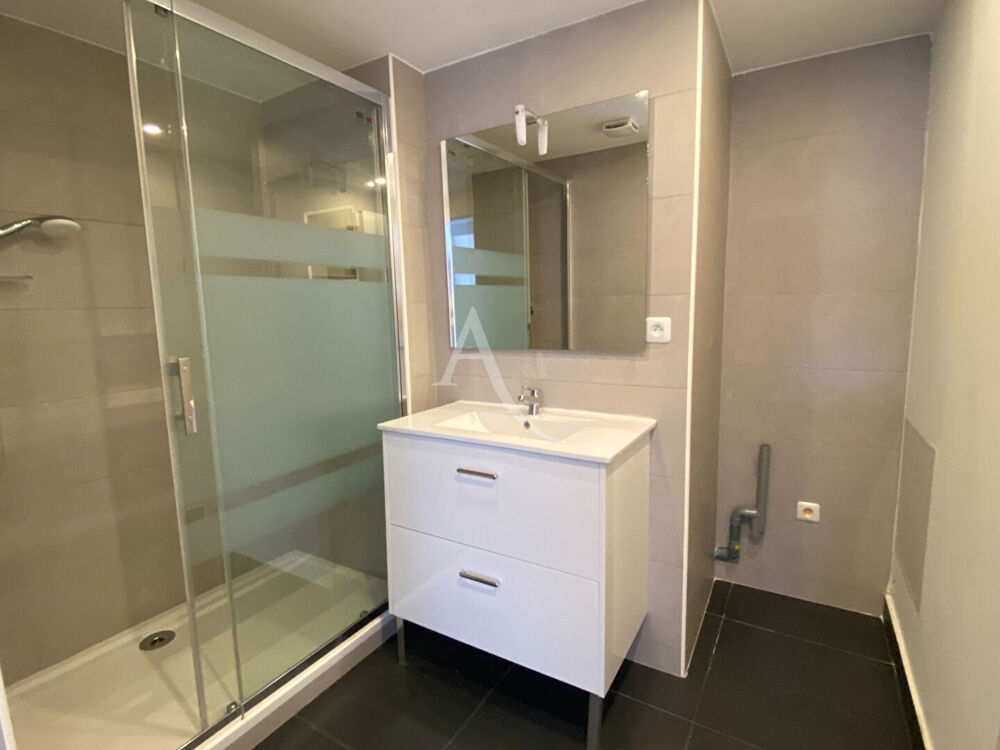 Location Appartement 3 PIECES - BD GORBELLA Nice