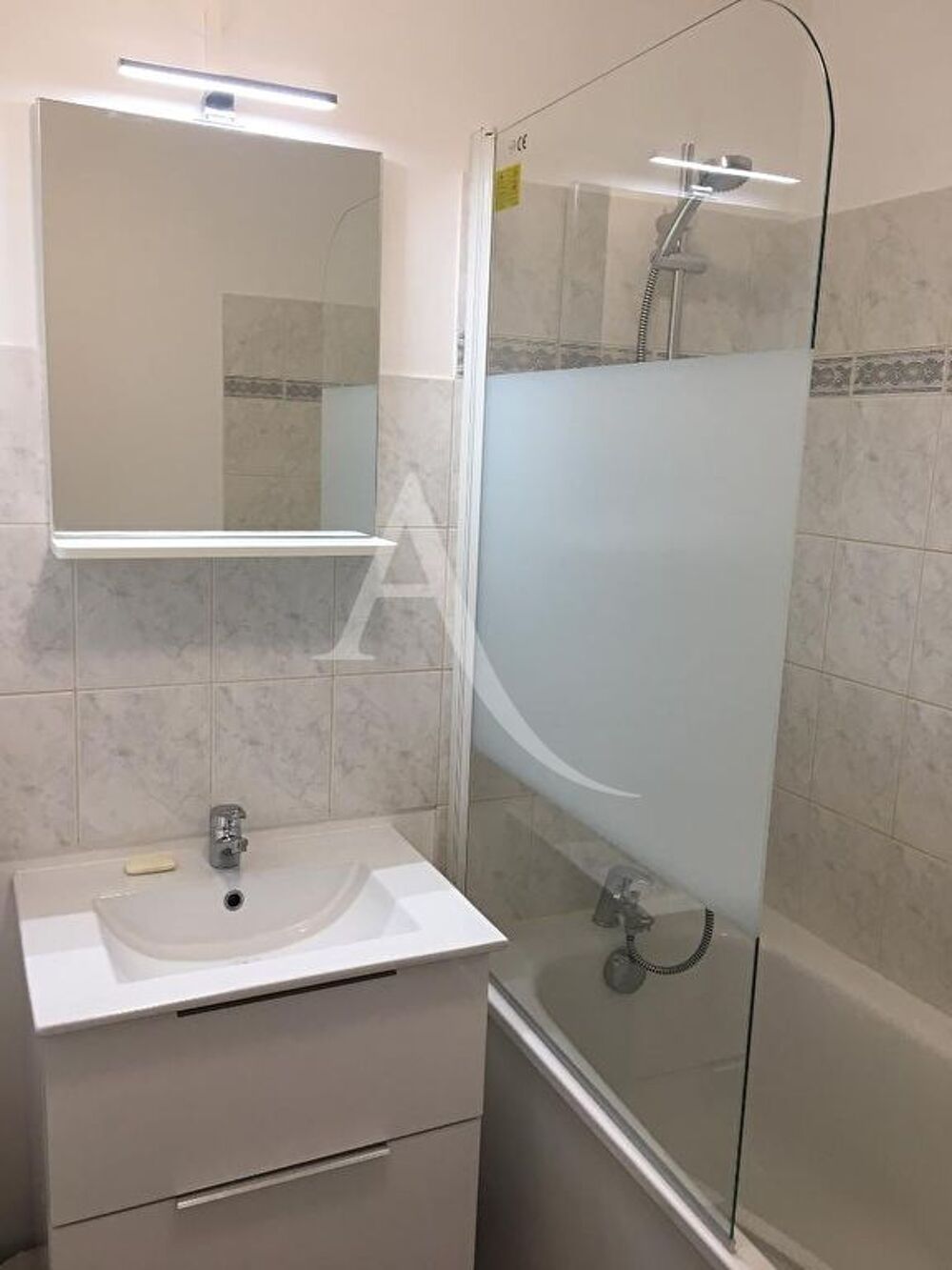 Location Appartement T2 38m² + PARKING - CERGY LE HAUT Cergy