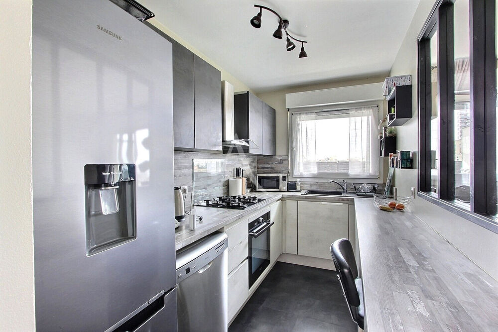 Appartement 3 pièces 61 m² · à Villeneuve la Garenne · 61 m² · 240 000 €