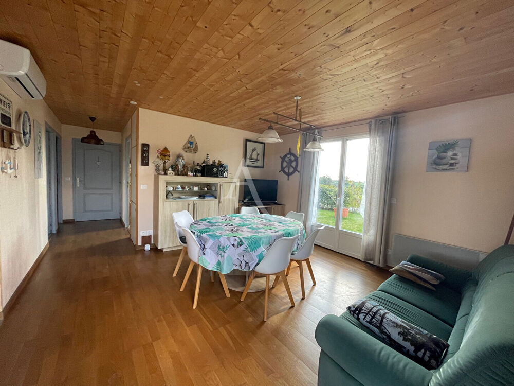 Maison Saint Hilaire La Foret 3 pièce(s) 60 m2