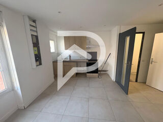  Appartement à louer 1 pièce 30 m²