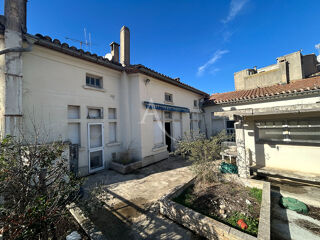  Immeuble à vendre 15 + pièces 1237 m²