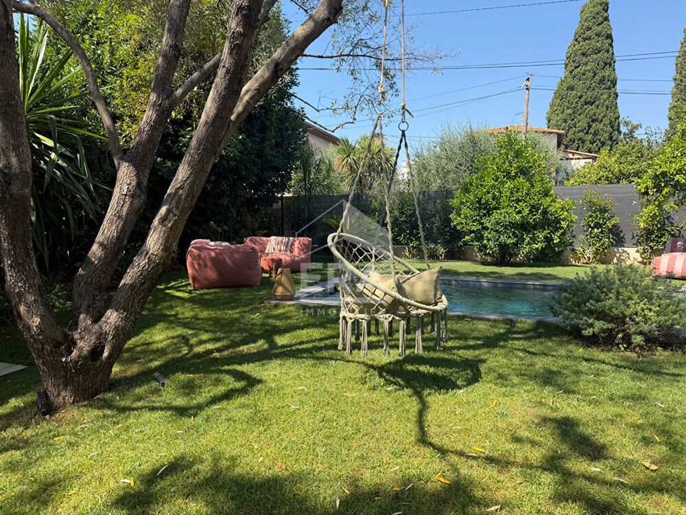 Villa plain pied d'exception au Cros de Cagnes