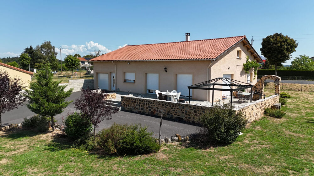 Maison 4 pièces 117 m² · à Monlet · 117 m² · 188 000 €