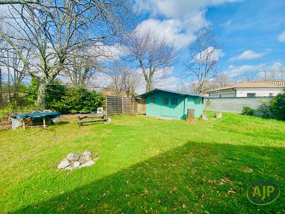 Vente Maison Maison T5 de 2001 sur 1300m2 de terrain clos ! Saint germain d esteuil