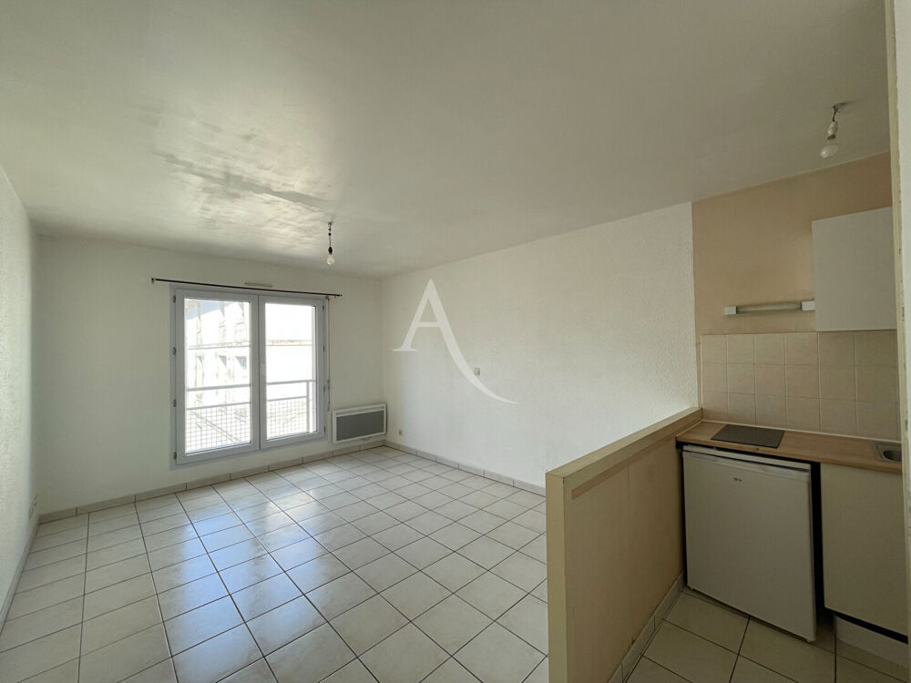 Location Appartement Appartement Fontenay Le Comte 1 pièce(s) Fontenay le comte