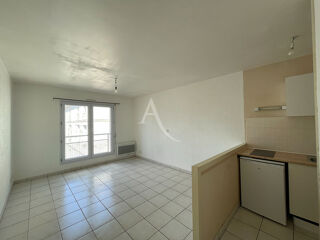 Location Appartement Appartement Fontenay Le Comte 1 pièce(s) Fontenay le comte