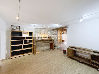  Immeuble à vendre 310 m²