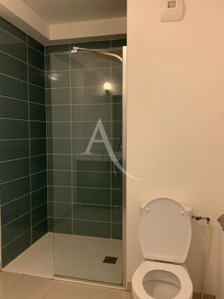  Appartement à louer 2 pièces 40 m²