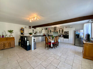  Maison à vendre 6 pièces 210 m²