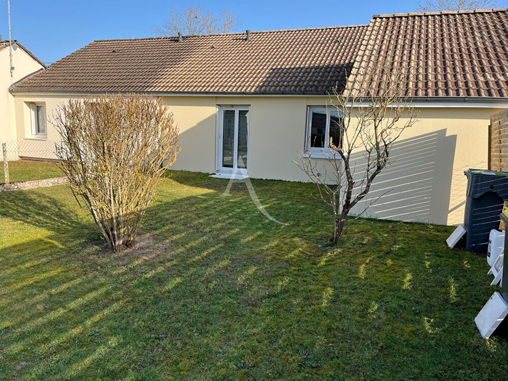 Maison 3 pièces 52 m² · à Sancoins · 52 m² · 68 000 €