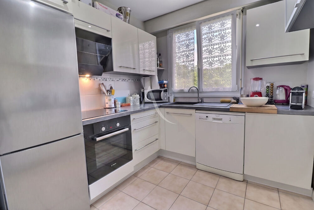 Magnifique Appartement Maisons Laffitte 3 pièces 66 m² 1 chbre (possible 2) au calme et refait à neuf !