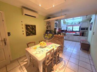  Maison à vendre 8 pièces 143 m²