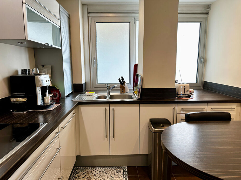 Vente Appartement NANCY - Hyper centre - Appartement 3 chambres - parking - cave Nancy