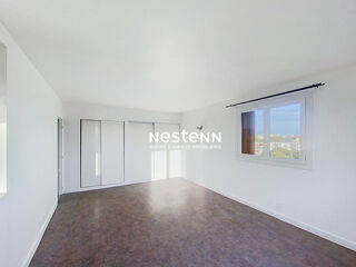  Appartement à louer 1 pièce 32 m²