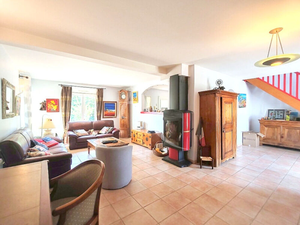 Vente Maison Maison Seur 4 pièce(s) 174 m2 avec piscine dans un environnement champêtre Seur