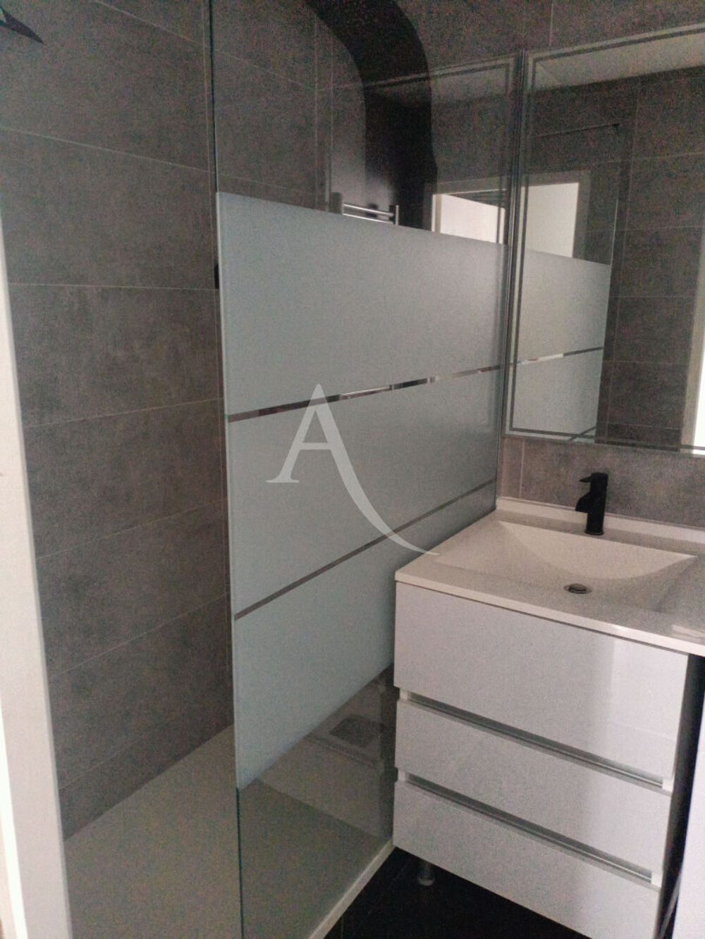 APPARTEMENT T2 - ST JORY - 1 PARKING