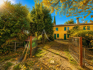 Villa à vendre 15 + pièces 500 m²