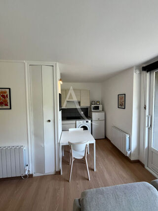  Appartement à louer 1 pièce 24 m²