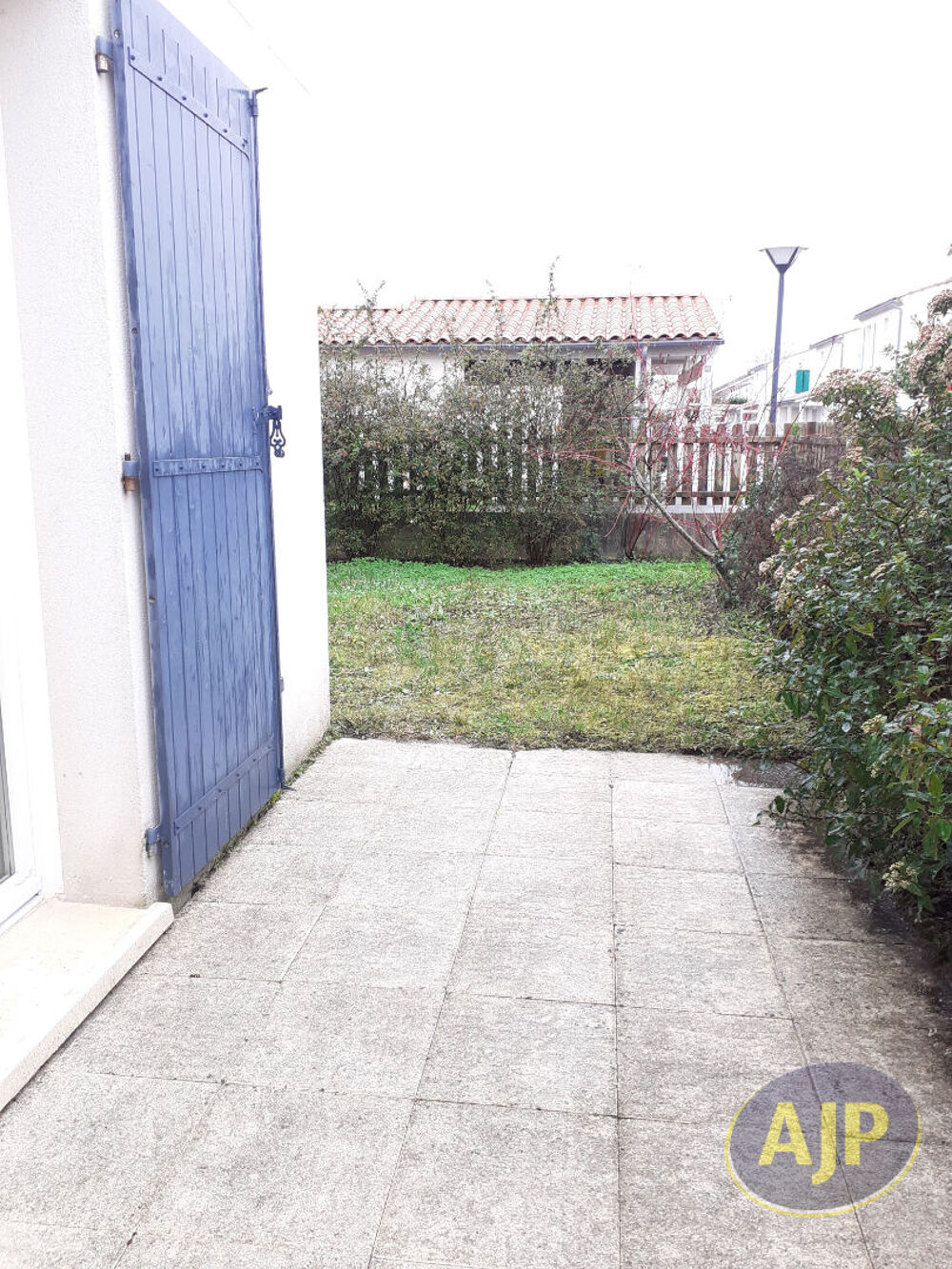Location Appartement DUPLEX T3 AVEC JARDINET- QUARTIER HARAS Saintes