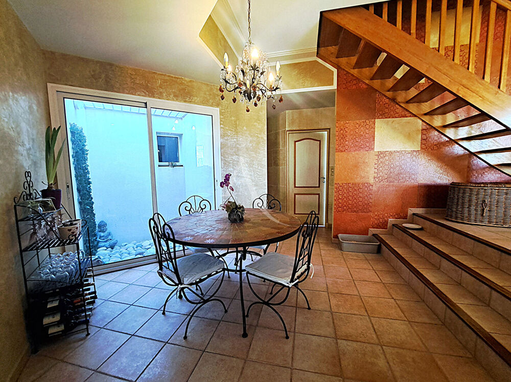 Vente Maison Maison à L'Oie d'environ 174m², sur une parcelle de 1039m² !! L oie