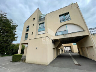  Appartement à louer 3 pièces 65 m²