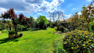  Maison à vendre 9 pièces 221 m²