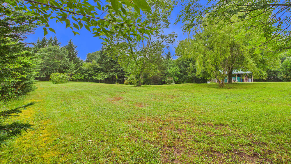 Vente Terrain Terrain constructible de 2 244 m² avec forêt de 2 hectares Nassiet