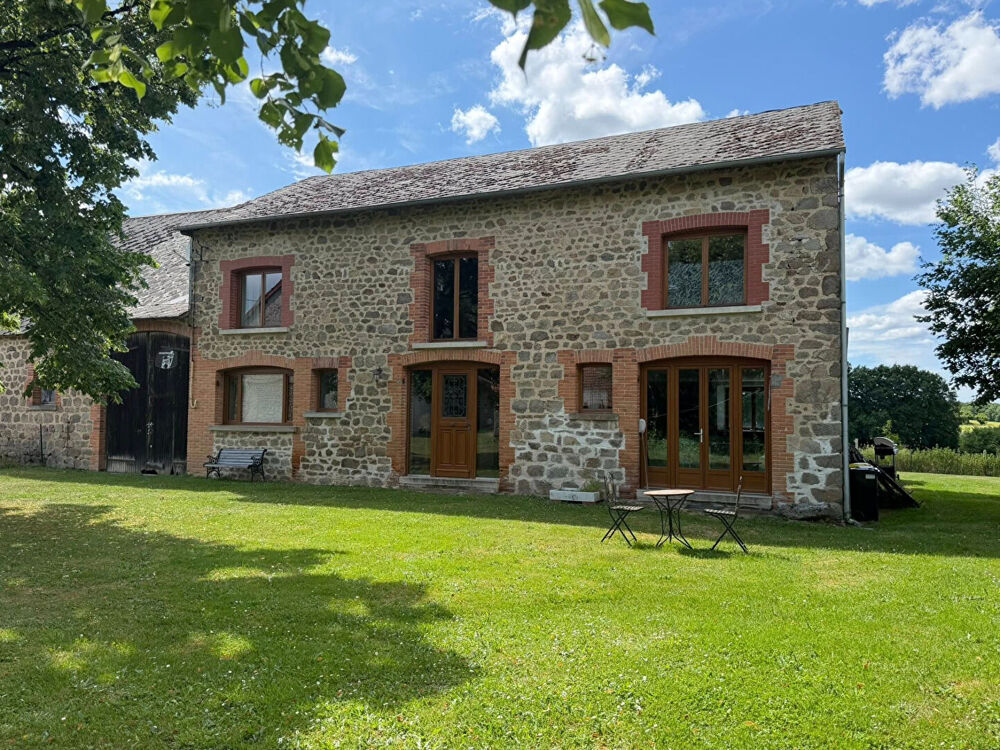 Maison 5 pièces 175 m² · à Saint Priest la Plaine · 175 m² · 220 000 €