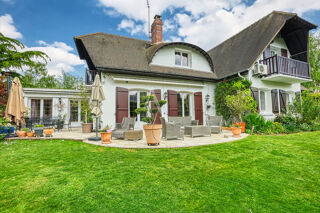  Maison  vendre 10 pices 300 m