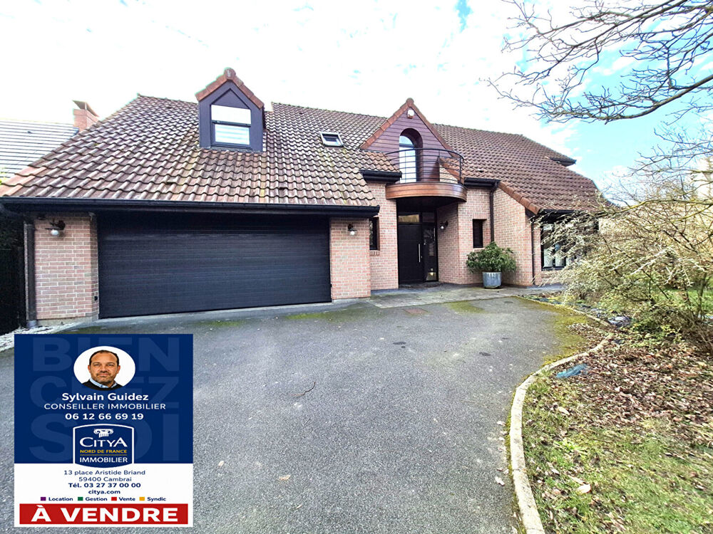 Vente Maison Maison Cambrai 10 pièce(s) 200 m2 Cambrai