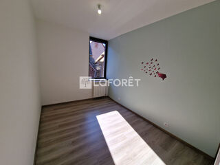  Appartement � louer 4 pi�ces 100 m�